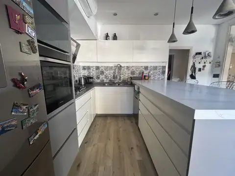 Depto Tipo Casa en Venta en Boedo, USD 320.000