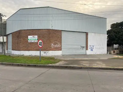 LOCAL FRENTE A ROTONDA DE MONTEVERDE EN ALQUILER