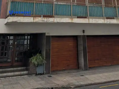 Lautaro 300 Departamento 3 Ambientes con Balcón en Flores