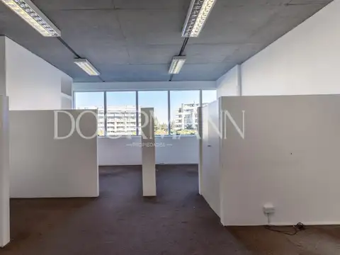 Oficina en Centro Comercial en alquiler