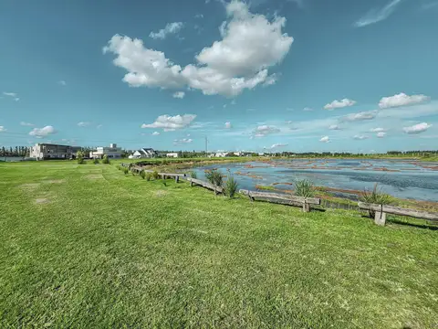 Terreno en Venta en Funes, USD 75.000