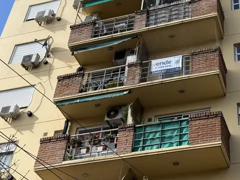 Departamento 2 Ambientes venta San Cristobal limite de Boedo permuta acepta menor valor en parte de pago