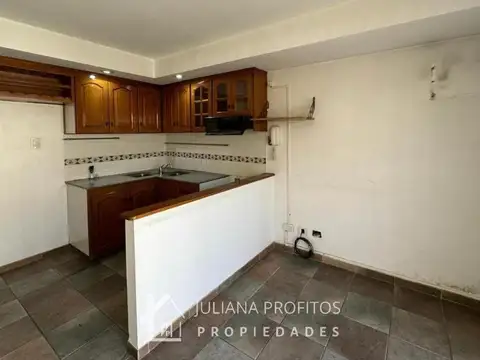Triplex en venta 4 ambientes con cochera Quilmes Centro