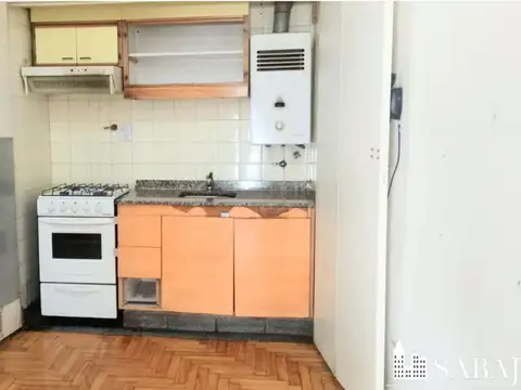 Alsina 1200, Piso 7