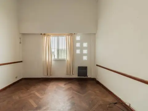 Avenida Rivadavia 4400, Piso 0