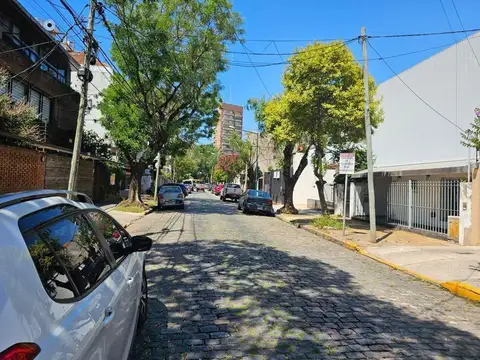 VENTA COCHERA CUBIERTA 1ER SUBSUELO U.18 SAN ISIDRO