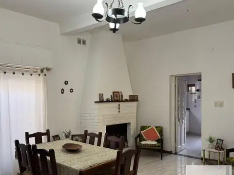 Ayacucho e/ Arenales y General Piran