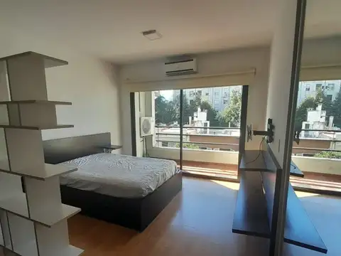 MONOAMBIENTE AMPLIO AMUEBLADO