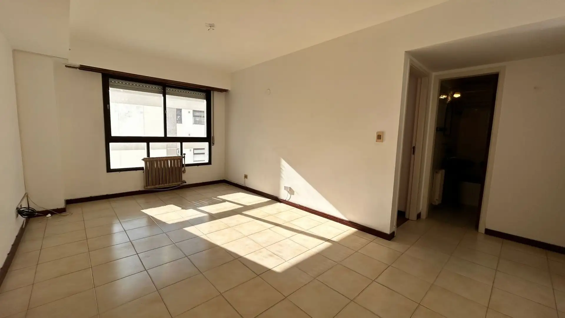 Depto 2 amb, 40m² con vista lateral al mar — Corrientes 1500