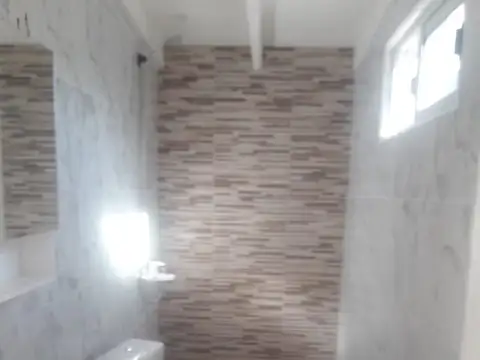 Depto Tipo Casa en Alquiler 40 años
