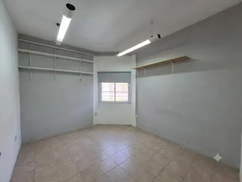 Casa 6 ambientes con 2 baños