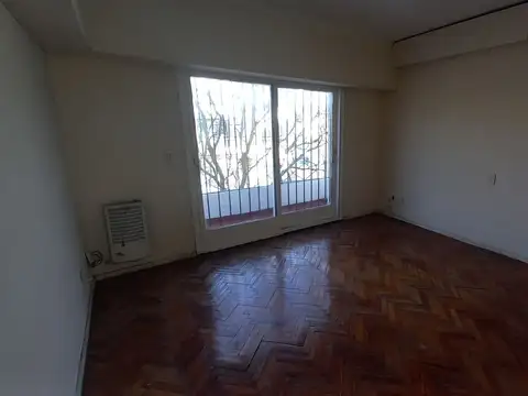Departamento en Alquiler en Munro, $ 650.000