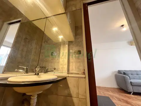 Rio De Janeiro 557 , Piso 8