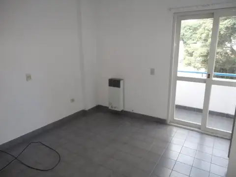 Departamento en Alquiler en Zona Centro, $ 700.000