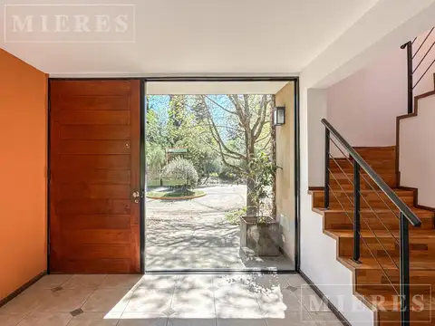 Casa en venta en Santa María de los Olivos