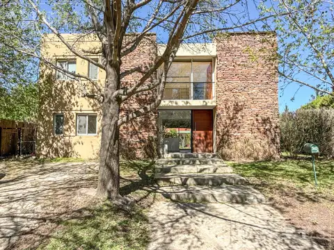 Casa en venta en Santa María de los Olivos