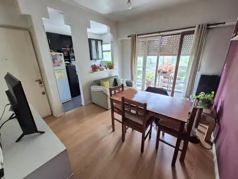 DEPTO 2 AMB. VENTA. ALMAGRO BALCÓN. APTO CREDITO