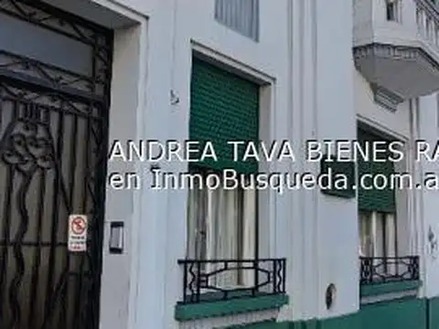 Casa grande en venta 5 dormitorios en Zona Universidades - La Plata