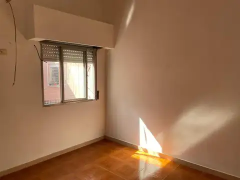 Departamento en Alquiler en Villa Ballester, $ 650.000