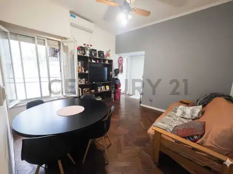 Venta de departamento dos ambientes en Almagro