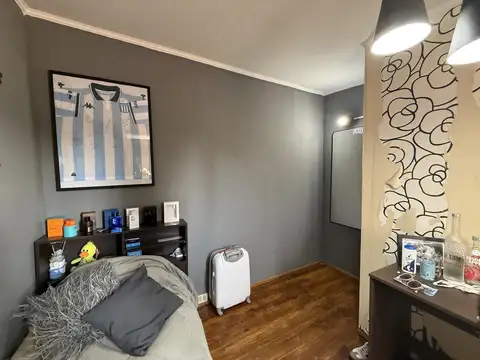 CASA LANUS  4  AMBIENTES- ESCUCHO OFERTAS -