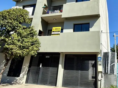 A estrenar monoambiente al frente en San Miguel