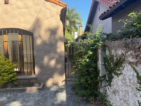 Casa 4 ambientes con 4 baños