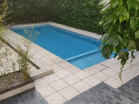 Va Crespo, Castillo 400, 2 amb, 50m2, u$s 700 + expensas ( Mayo 2026= $ 200,000) + servicios.