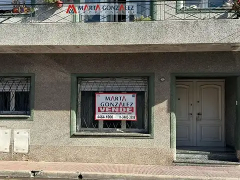 villa sarmiento, ph tres ambientes al frente en planta baja