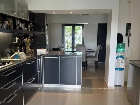 Casa en Venta en Lisandro Olmos Etcheverry, USD 195.000