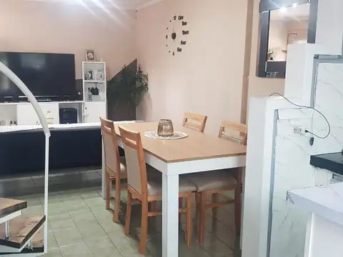 Casa 3 ambientes con 1 baño