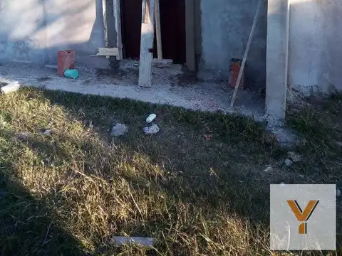 Casa 3 ambientes con 2 baños