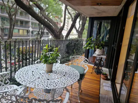 Excelente piso de 4 ambientes con 2 cocheras, balcón y amenities!