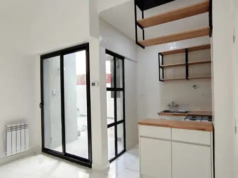 DEPARTAMENTO 2 AMB. CON PATIO EN LA PERLA. Apto credito