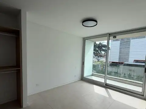 Excelente Departamento En Alquiler En Beccar