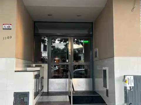 Departamento en ALQUILER de 2 dormitorios en dg. 74 y 58 - 8 vo. piso