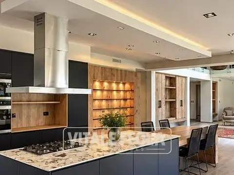 Casa en Venta de 5 dormitorios