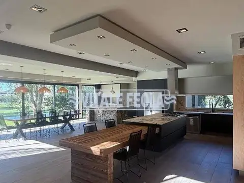 Casa en Venta de 5 dormitorios