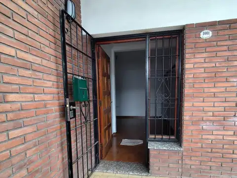 Depto Tipo Casa en Venta en Quilmes Oeste, USD 84.000