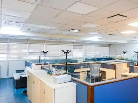 Edificio en Block (Local + Oficinas Corporativas) – MICROCEN