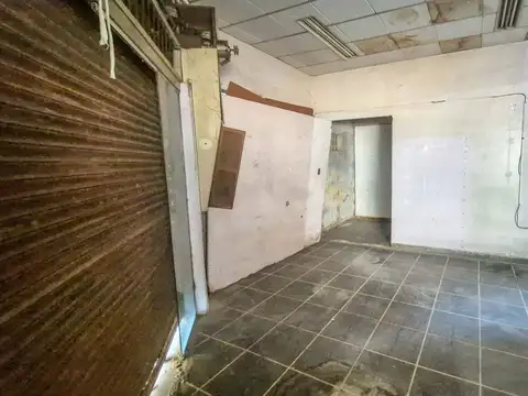 Local en Venta 68 años