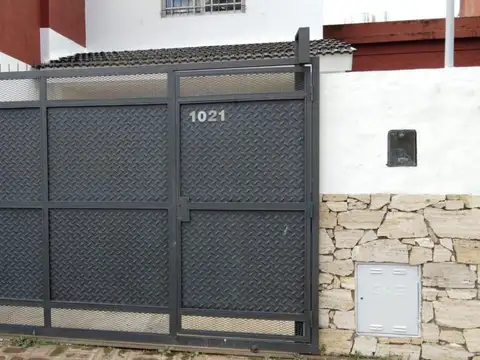 FRANCISCO MADERO 1000