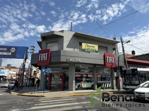 Av. General Paz 12000, Piso 1°