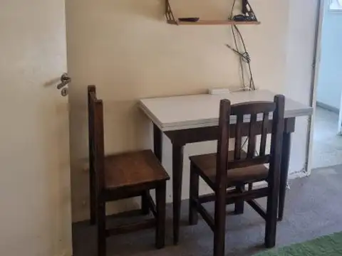 Barrio Norte, Talcahuano 900, 1 amb, 30m2, $ 660,000 + expensas + servicios. (alq min 3 meses)