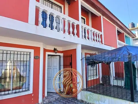 Depto Tipo Casa en Venta de 3 dormitorios