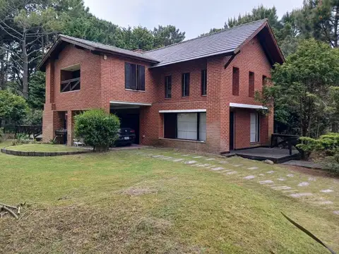 VENTA CHALET 5 AMB SOBRE 2 LOTES - COSTA DEL ESTE