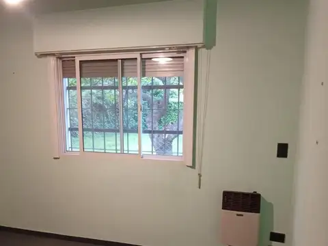 Depto Tipo Casa en Alquiler de 1 dormitorio