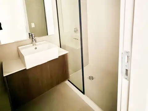 Departamento en Alquiler con 2 cocheras