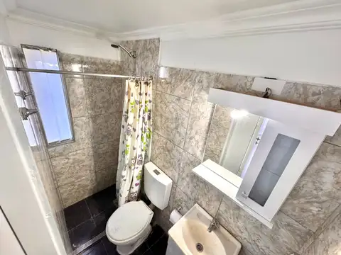 Departamento en Alquiler en Parque Patricios, $ 350.000