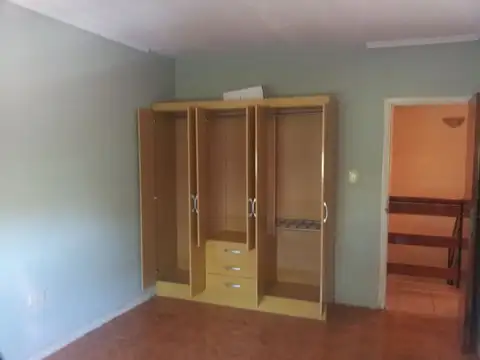 Duplex 3 dormit. c/ cochera, alquiler,Ezpeleta